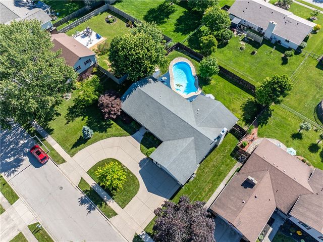 306 Scott Drive, Englewood, OH 45322