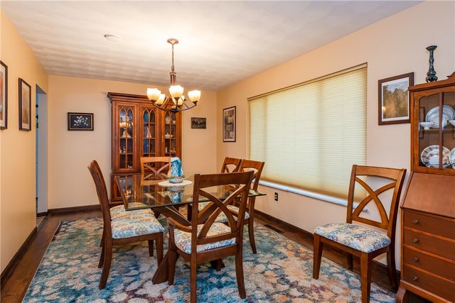 306 Scott Drive, Englewood, OH 45322