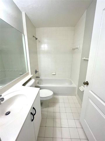 3028 SW 129th Ter 120, Miramar, FL 33027