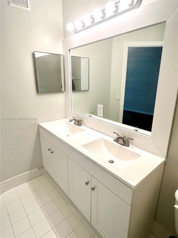 3028 SW 129th Ter 120, Miramar, FL 33027