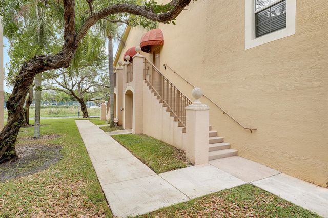 4171 San Marino Boulevard 201, West Palm Beach, FL 33409
