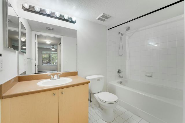 4171 San Marino Boulevard 201, West Palm Beach, FL 33409