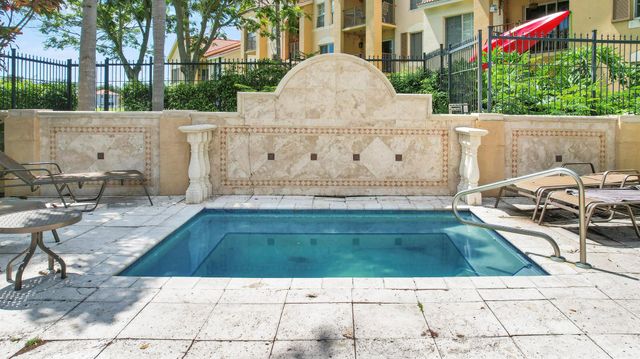 4171 San Marino Boulevard 201, West Palm Beach, FL 33409