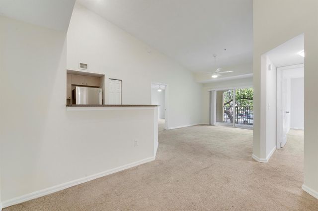 4171 San Marino Boulevard 201, West Palm Beach, FL 33409