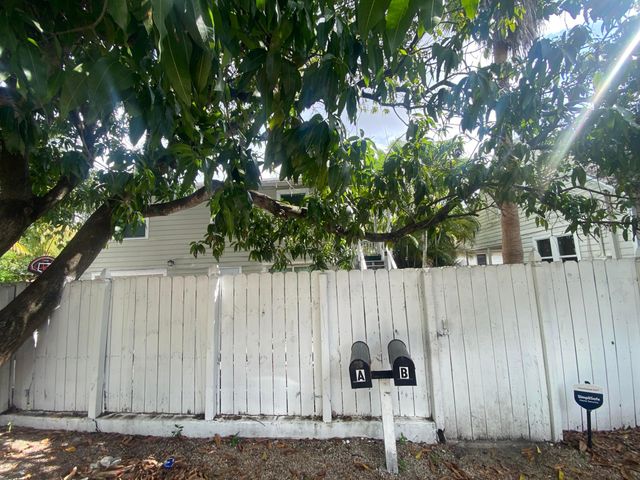 115 NE 2nd Street 2, Fort Lauderdale, FL 33301