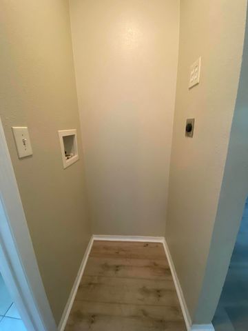 115 NE 2nd Street 2, Fort Lauderdale, FL 33301