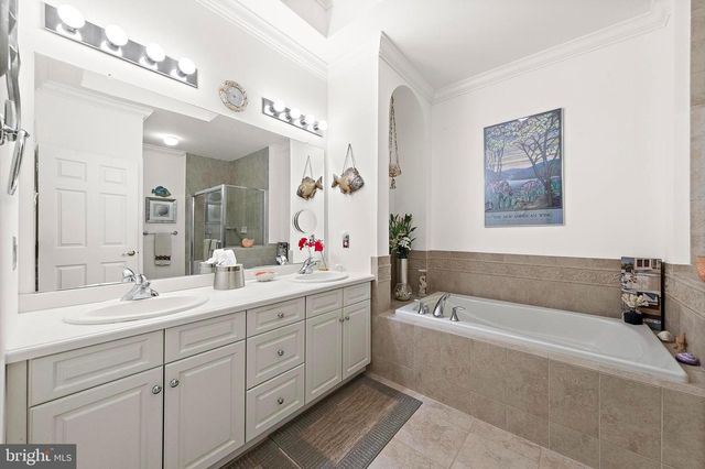 3 VENTANA CT, Lawrence Township, NJ 08648