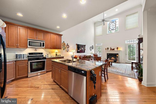 3 VENTANA CT, Lawrence Township, NJ 08648