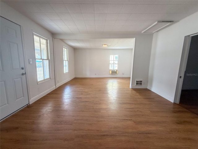 19 N MARY STREET, Eustis, FL 32726