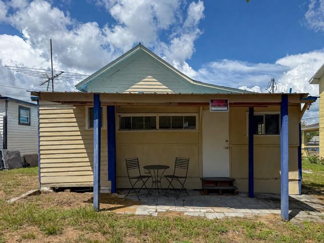 19 N MARY STREET, Eustis, FL 32726