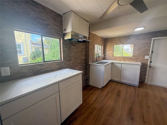 19 N MARY STREET, Eustis, FL 32726