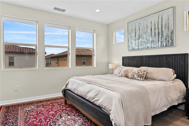 16 Eclipse, Lake Forest, CA 92630