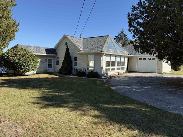 853 CIRCLE RIDGE CIRCLE, Sturgeon Bay, WI 54235