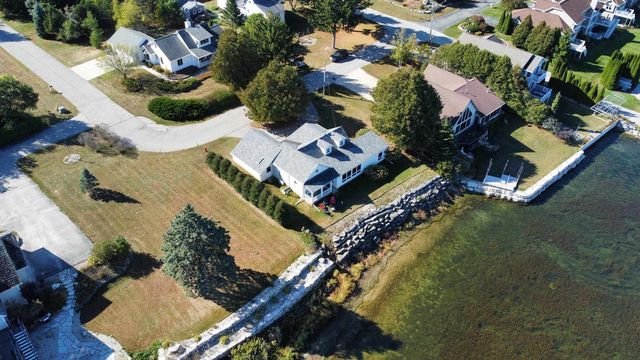 853 CIRCLE RIDGE CIRCLE, Sturgeon Bay, WI 54235