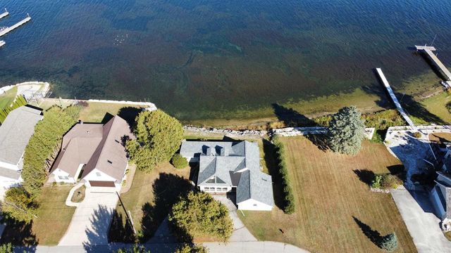 853 CIRCLE RIDGE CIRCLE, Sturgeon Bay, WI 54235