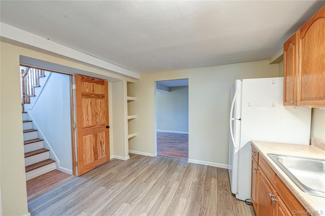 5 Fiore Court, Saint James, NY 11780