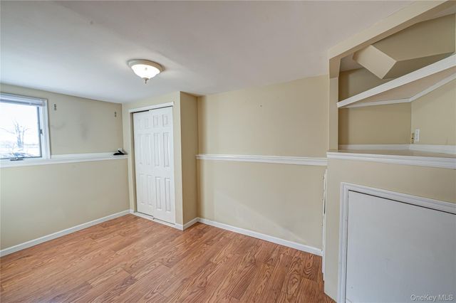 5 Fiore Court, Saint James, NY 11780