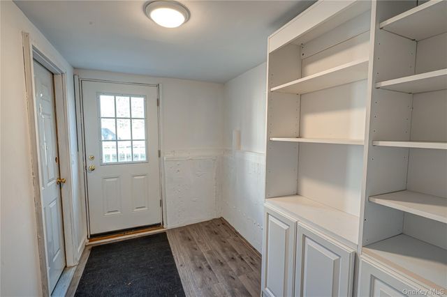 5 Fiore Court, Saint James, NY 11780