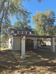 119 Snapper Lane, Mabank, TX 75156