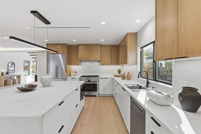 1144 Bernal Avenue, Burlingame, CA 94010