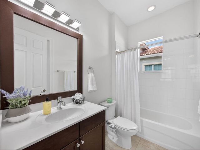 11111 SW Visconti Way, Port St. Lucie, FL 34986