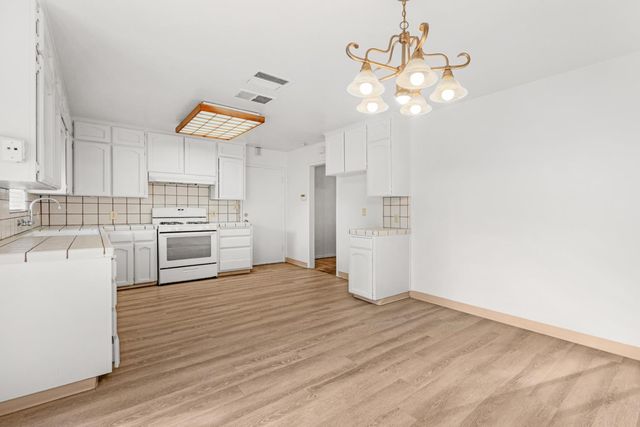 4787 E Cornell Avenue, Fresno, CA 93703
