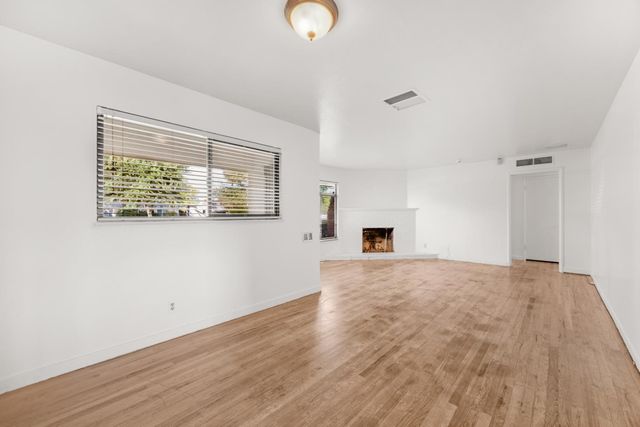 4787 E Cornell Avenue, Fresno, CA 93703