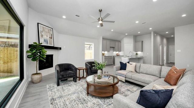 18619 Serapis Street, Fresno, TX 77545