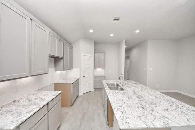 18619 Serapis Street, Fresno, TX 77545