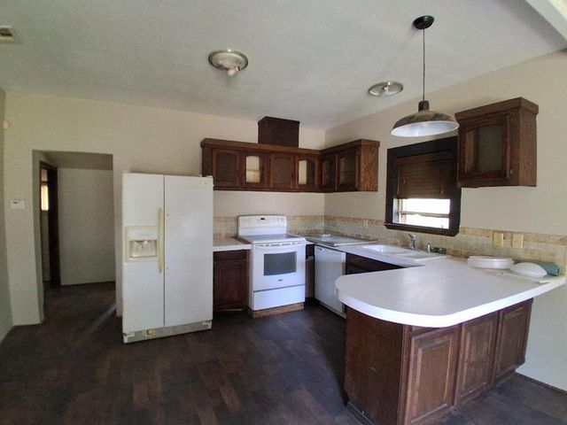 302 N Mead Avenue, Shawnee, OK 74801