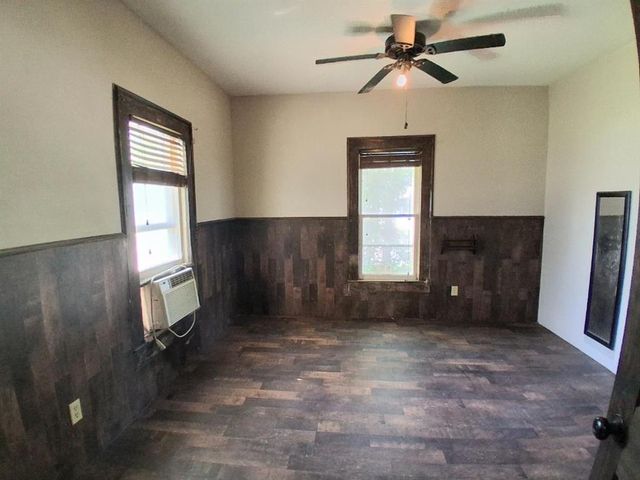 302 N Mead Avenue, Shawnee, OK 74801