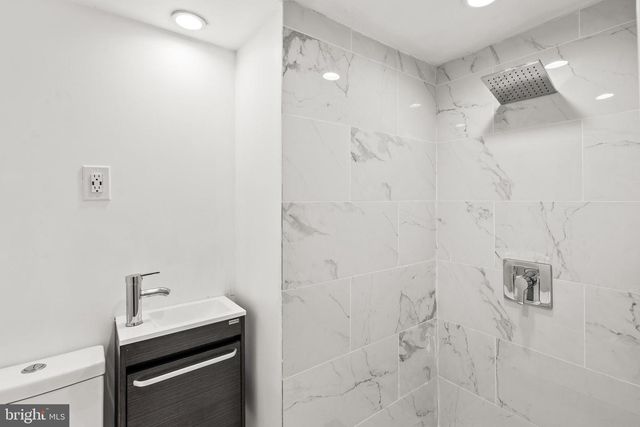 9017 50TH PL, College Park, MD 20740