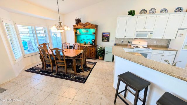 37284 S Ocotillo Canyon Drive, Tucson, AZ 85739