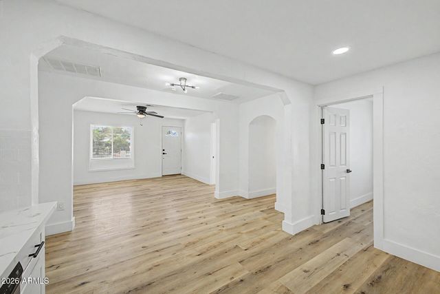 2912 E MONROE Street E, Phoenix, AZ 85034