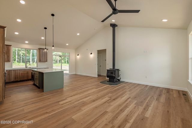 2859 N Cottage Knoll Drive, Palmer, AK 99645