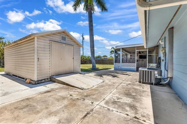 433 GLENRIDGE AVENUE NW, Port Charlotte, FL 33952