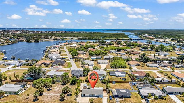 433 GLENRIDGE AVENUE NW, Port Charlotte, FL 33952