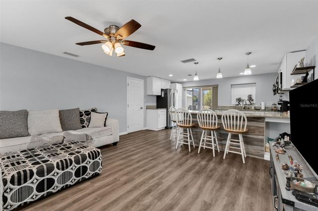 433 GLENRIDGE AVENUE NW, Port Charlotte, FL 33952