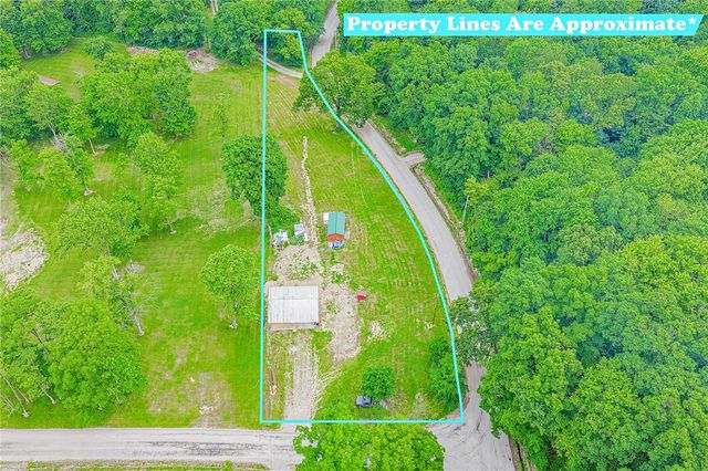 325 Oakdale Road, Darlngtn Twp, PA 16115