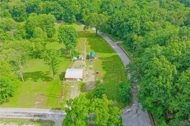 325 Oakdale Road, Darlngtn Twp, PA 16115