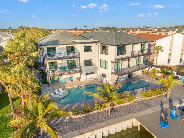 12404 CAPRI CIRCLE N, Treasure Island, FL 33706