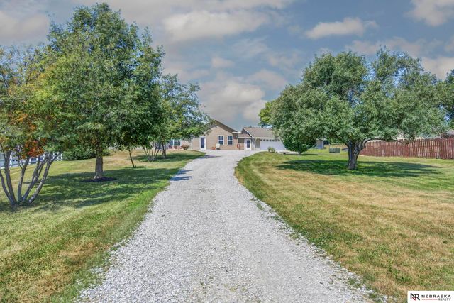 13994 156th Street, Louisville, NE 68037