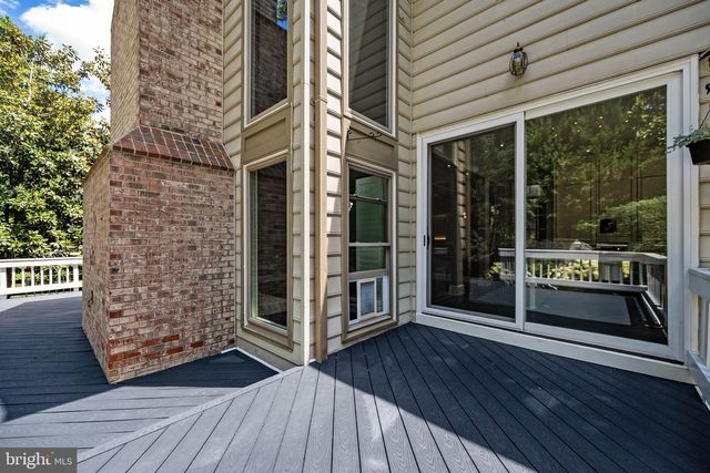 1256 NEW BEDFORD LN, Reston, VA 20194