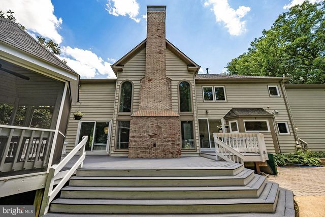 1256 NEW BEDFORD LN, Reston, VA 20194