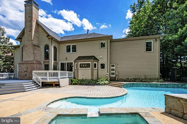 1256 NEW BEDFORD LN, Reston, VA 20194