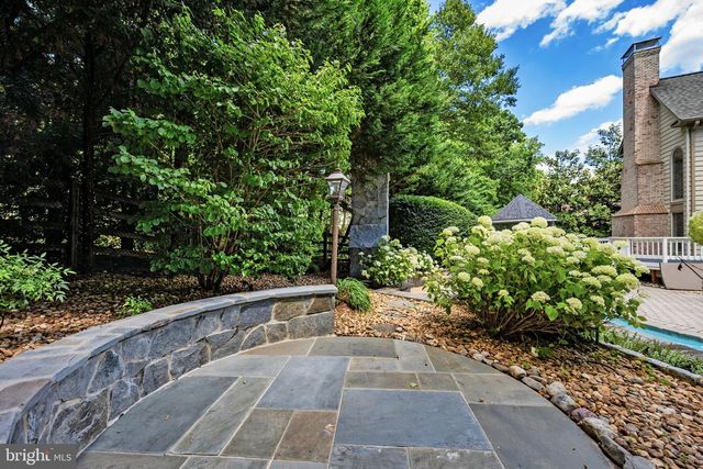 1256 NEW BEDFORD LN, Reston, VA 20194
