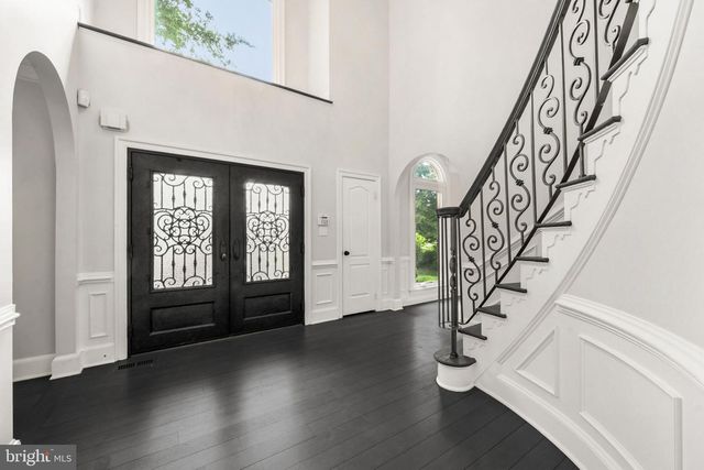 1256 NEW BEDFORD LN, Reston, VA 20194