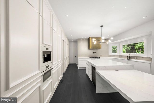 1256 NEW BEDFORD LN, Reston, VA 20194