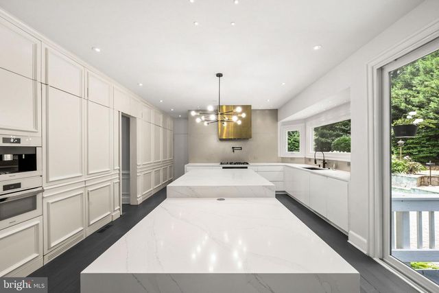 1256 NEW BEDFORD LN, Reston, VA 20194