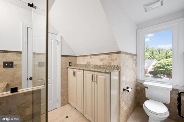 1256 NEW BEDFORD LN, Reston, VA 20194